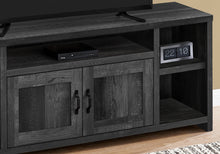 Charger l&#39;image dans la galerie, Meuble TV, 60 pouces, console, centre de divertissement multimédia, armoire de rangement, salon, chambre à coucher, stratifié, aspect bois de récupération noir, contemporain, industriel, moderne
