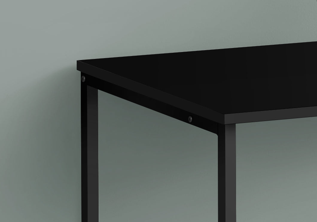 Computer Desk - Small Writing Or Laptop Table / Modern Style / Metal Frame - 40